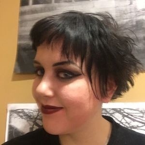 Meet your Posher, Monochromatic